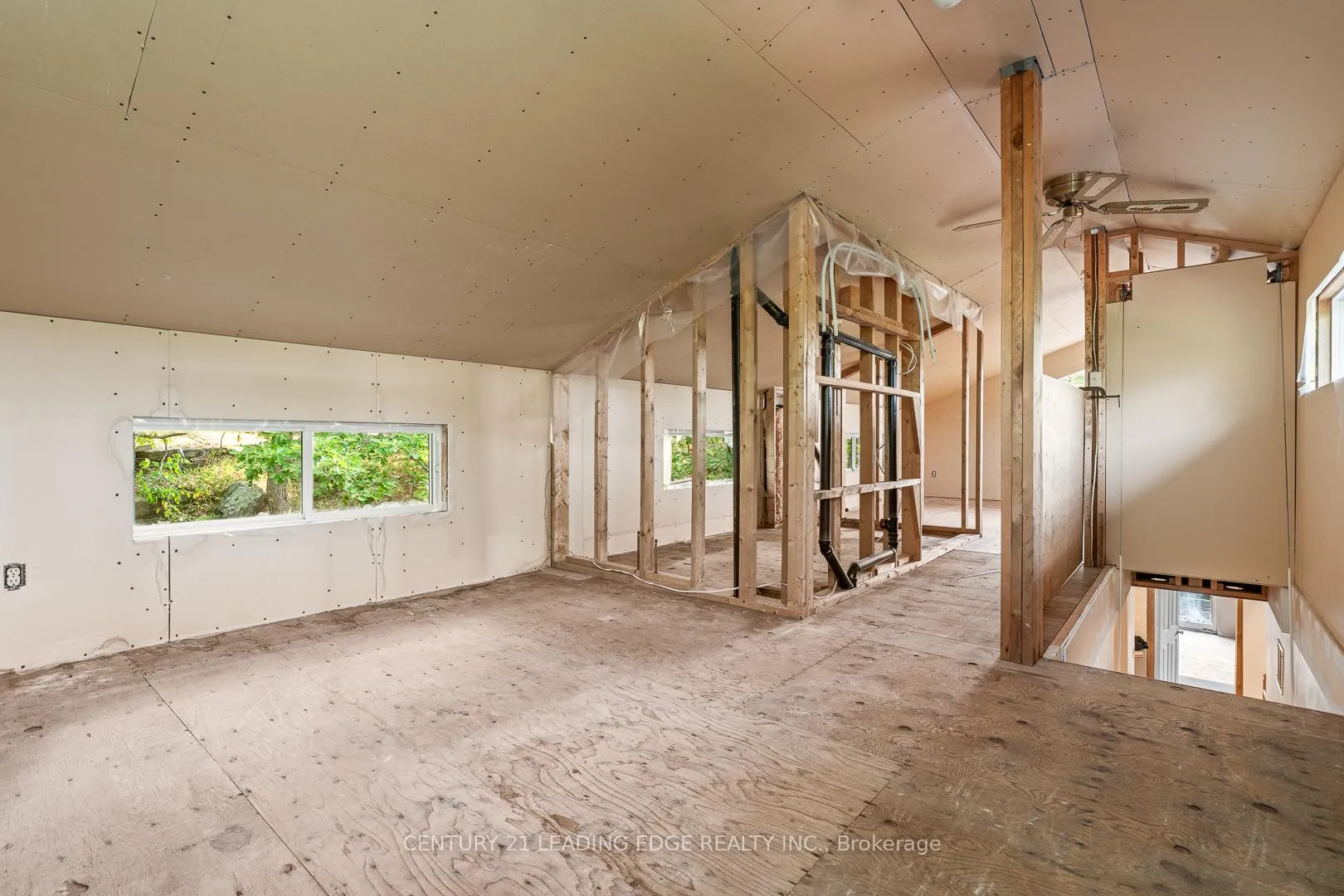 Photo 26 of 764 Peninsula Road, Gravenhurst, Wood (Gravenhurst) — HOMEH