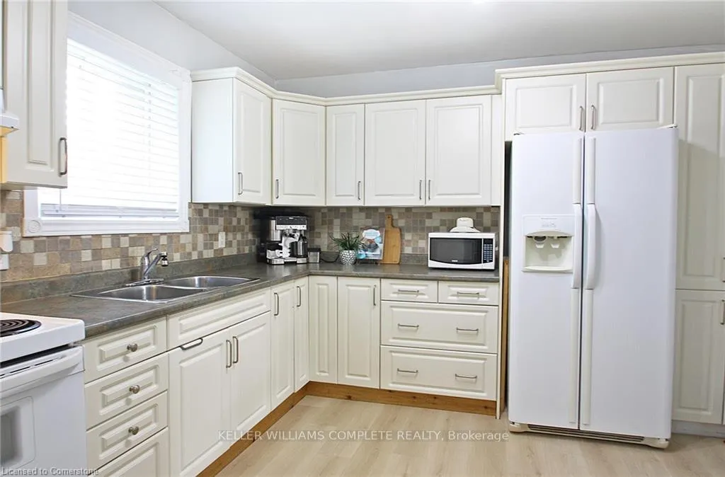 Photo 18 of 129 Birge Street, Hamilton, Beasley — HOMEH
