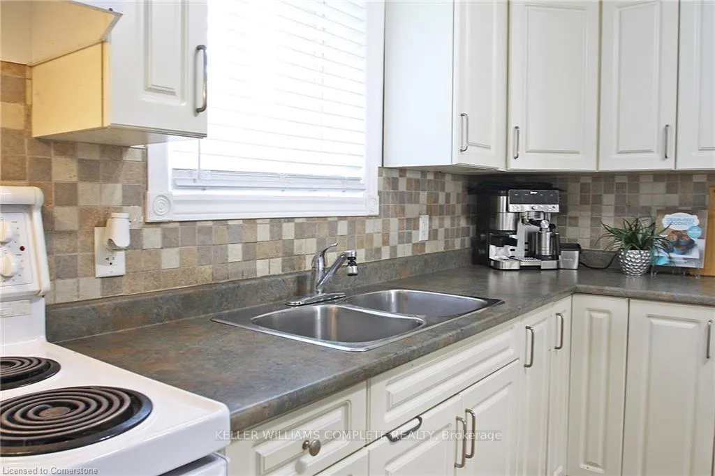 Photo 19 of 129 Birge Street, Hamilton, Beasley — HOMEH