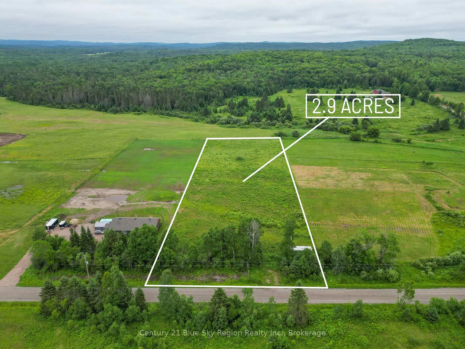 Front of LOT 36 Con 8 Moreau Road