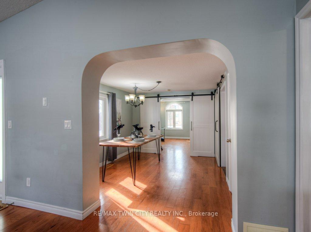 Photo 25 of 235 Charing Cross Street, Brant, Brantford Twp — HOMEH