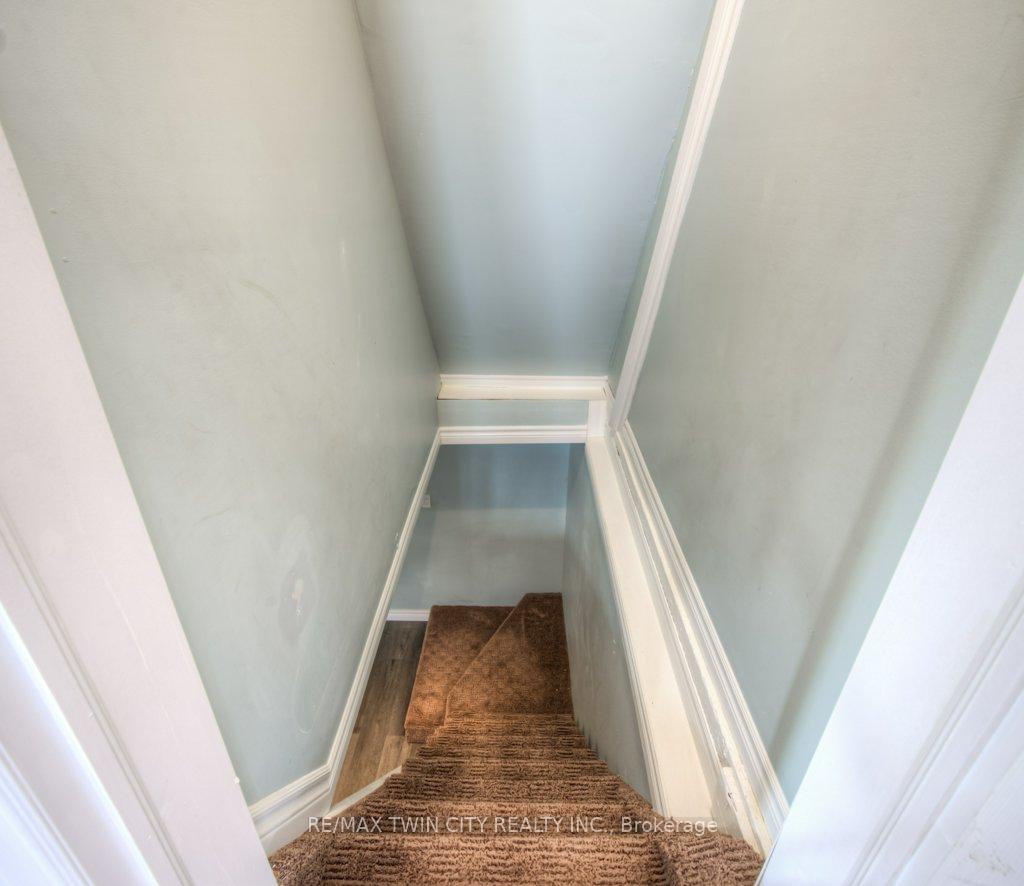 Photo 32 of 235 Charing Cross Street, Brant, Brantford Twp — HOMEH
