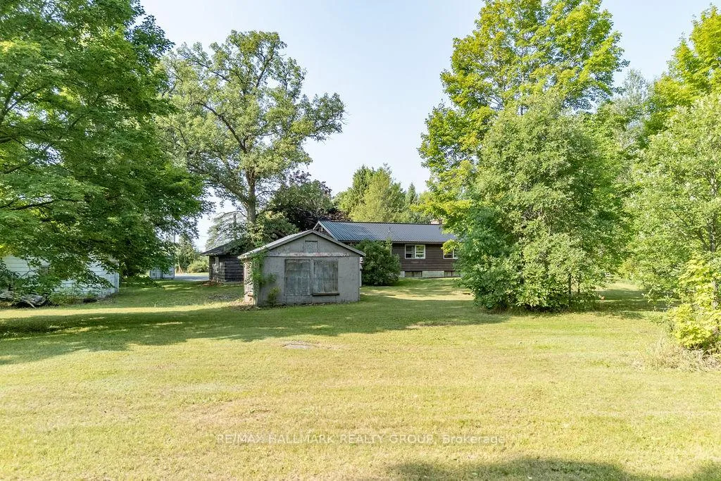 Photo 24 of 768 Russett Drive, McNab/Braeside, Mcnab/Braeside Twps — HOMEH