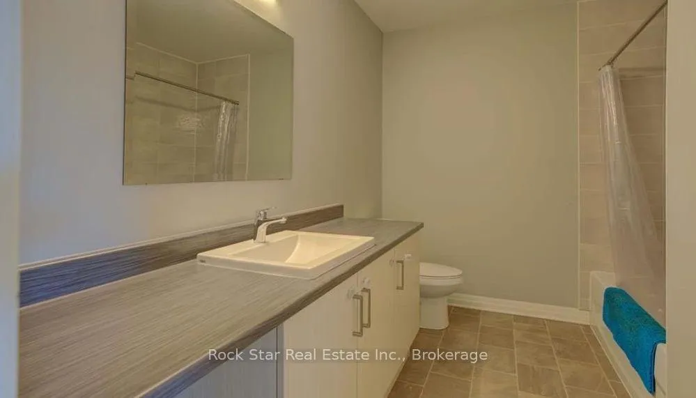 Photo 13 of 1386 Tremont Drive S, Kingston, City Northwest — HOMEH