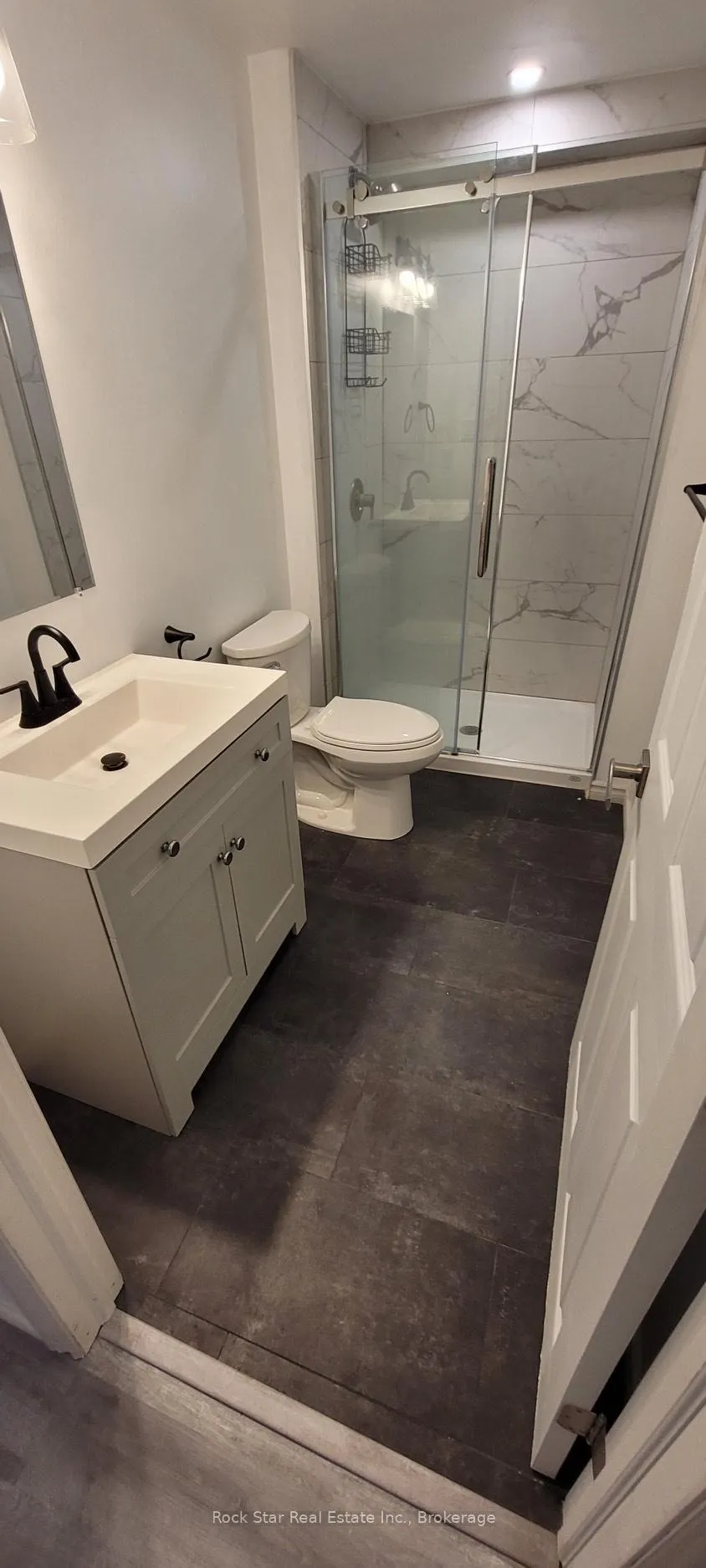Photo 14 of 1386 Tremont Drive S, Kingston, City Northwest — HOMEH