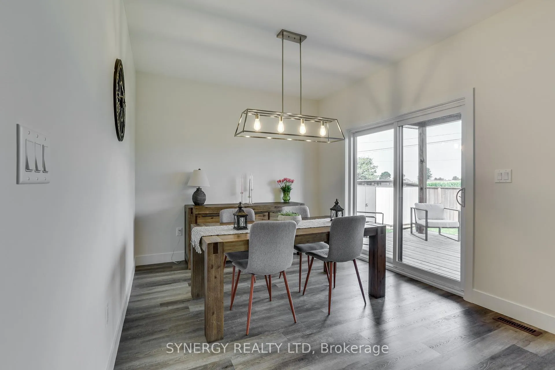 Photo 13 of 547 Scenic Court, Warwick, Watford — HOMEH