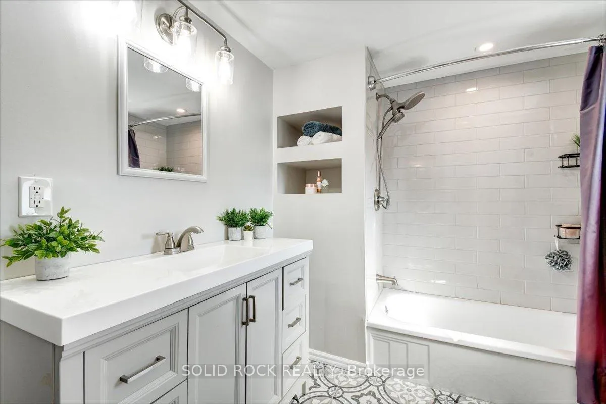 Photo 17 of 322 Walton Street, Cobourg — HOMEH