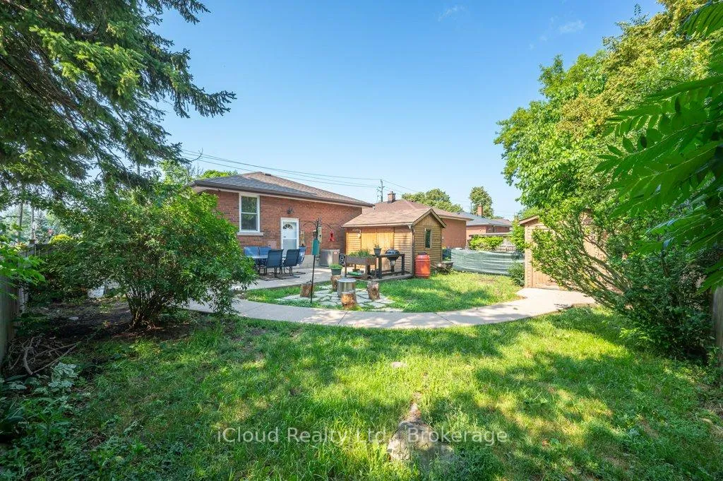 Photo 29 of 103 McElroy Road E, Hamilton, Balfour — HOMEH