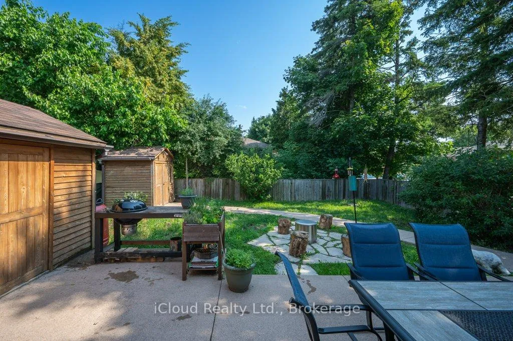 Photo 33 of 103 McElroy Road E, Hamilton, Balfour — HOMEH