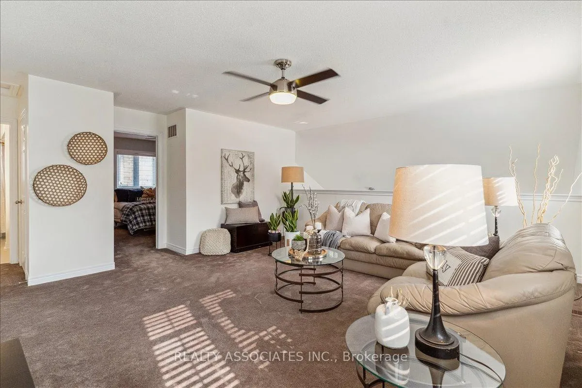 Photo 15 of 185 Glenabbey Drive, Clarington, Courtice — HOMEH
