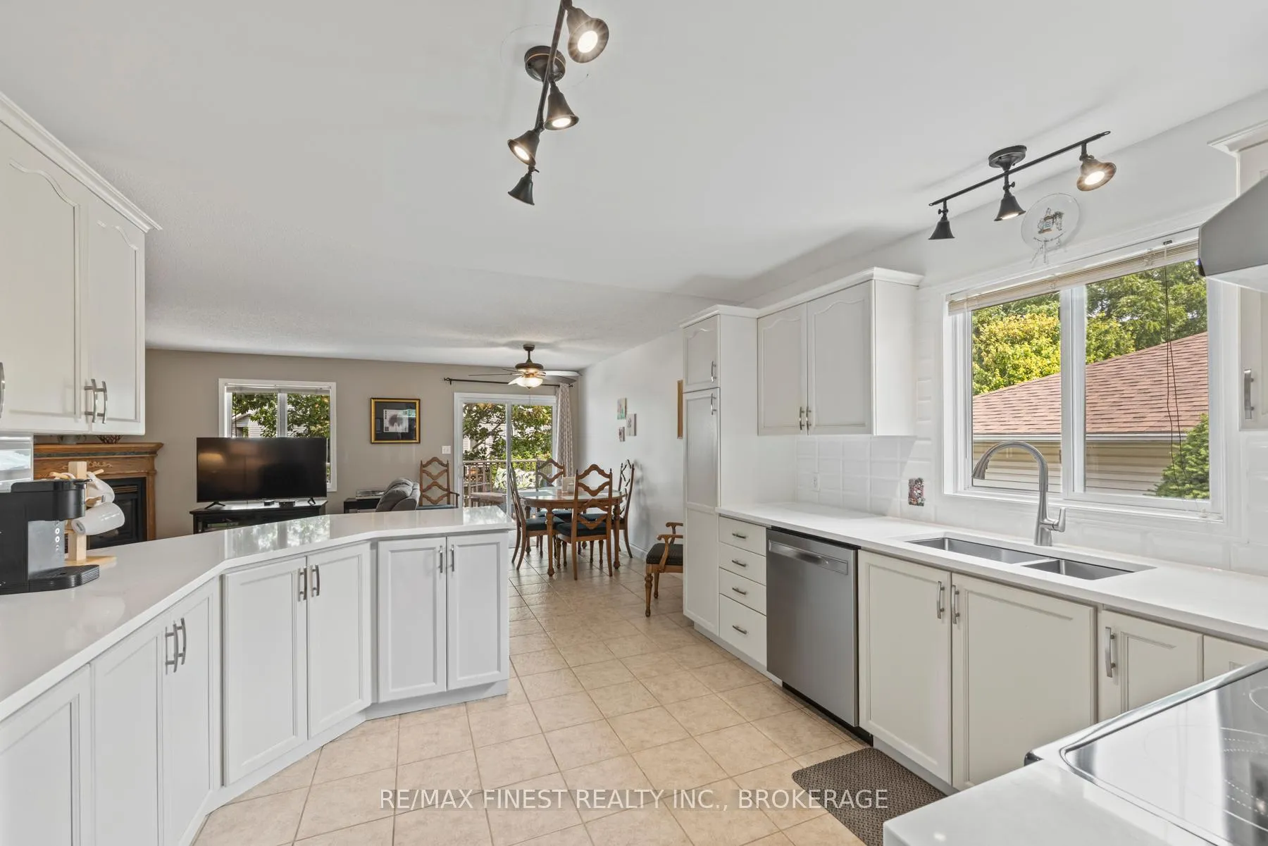 Photo 14 of 244 Langfield Street, Kingston, City Northwest — HOMEH