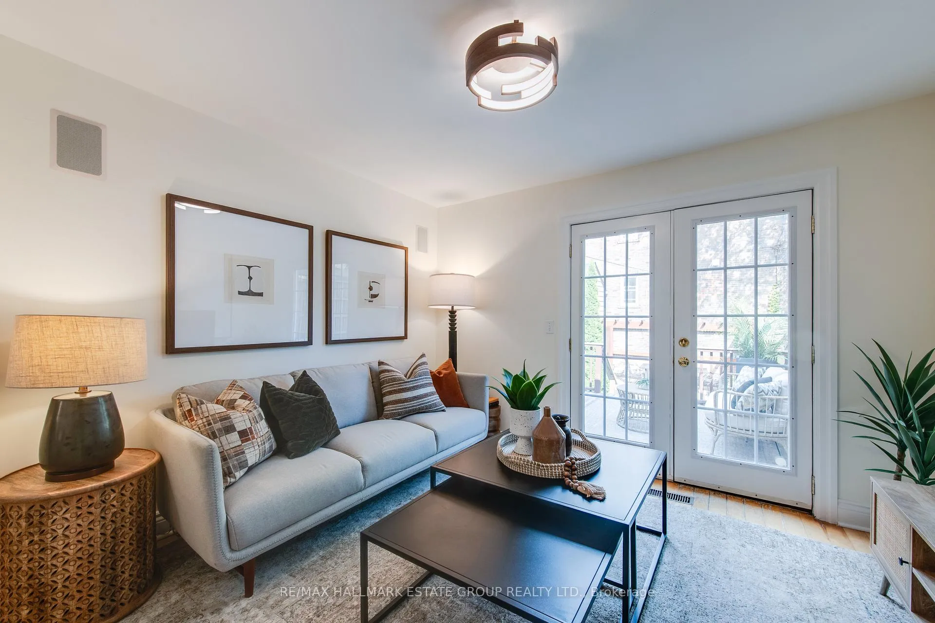 Photo 16 of 245 Kenilworth Avenue, Toronto, The Beaches — HOMEH