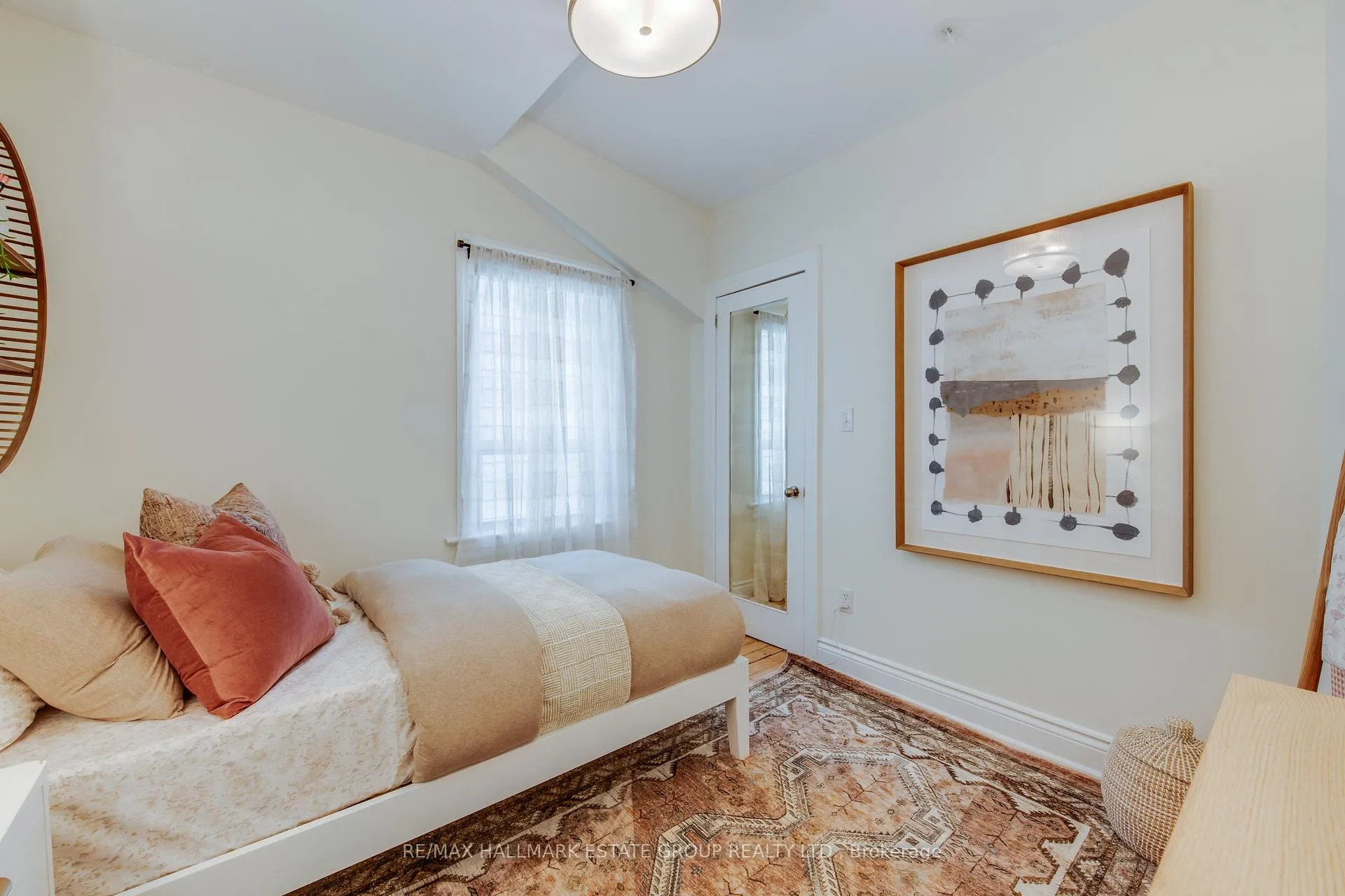 Photo 27 of 245 Kenilworth Avenue, Toronto, The Beaches — HOMEH