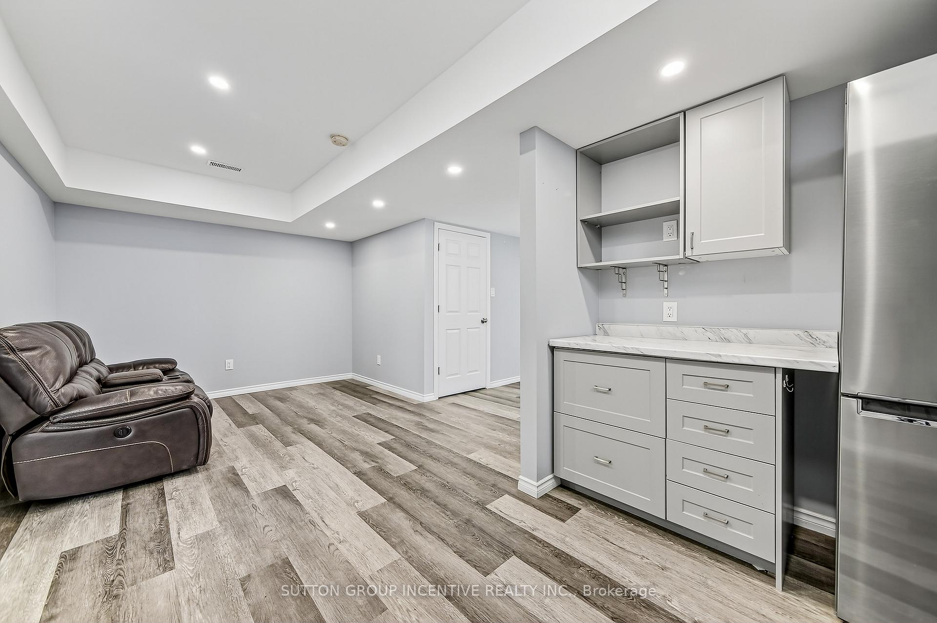 Photo 34 of 22 Britannic Lane, Barrie, Innis-Shore — HOMEH