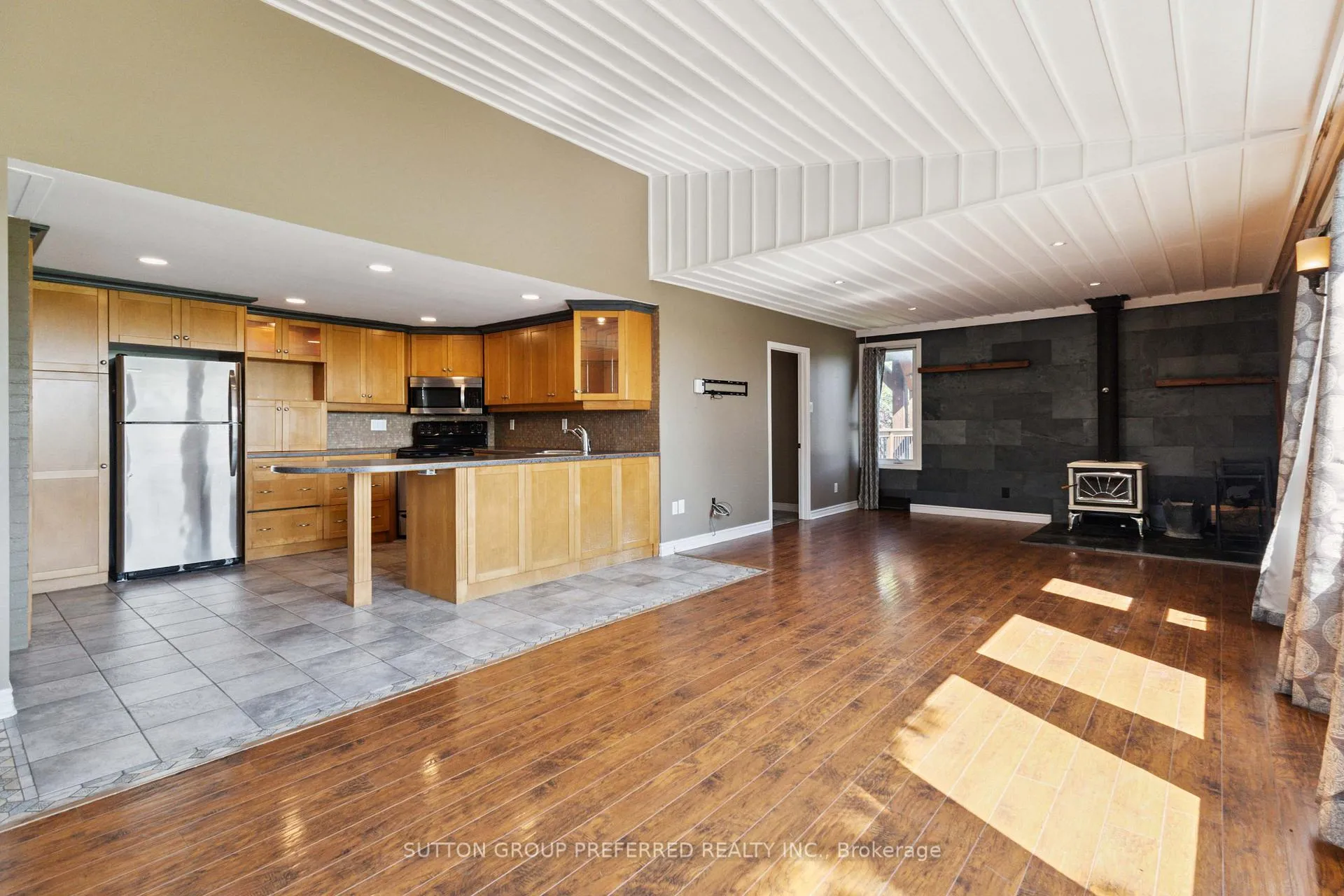 Photo 11 of 11076 Greystead Drive, Middlesex Centre, Rural Middlesex Centre — HOMEH