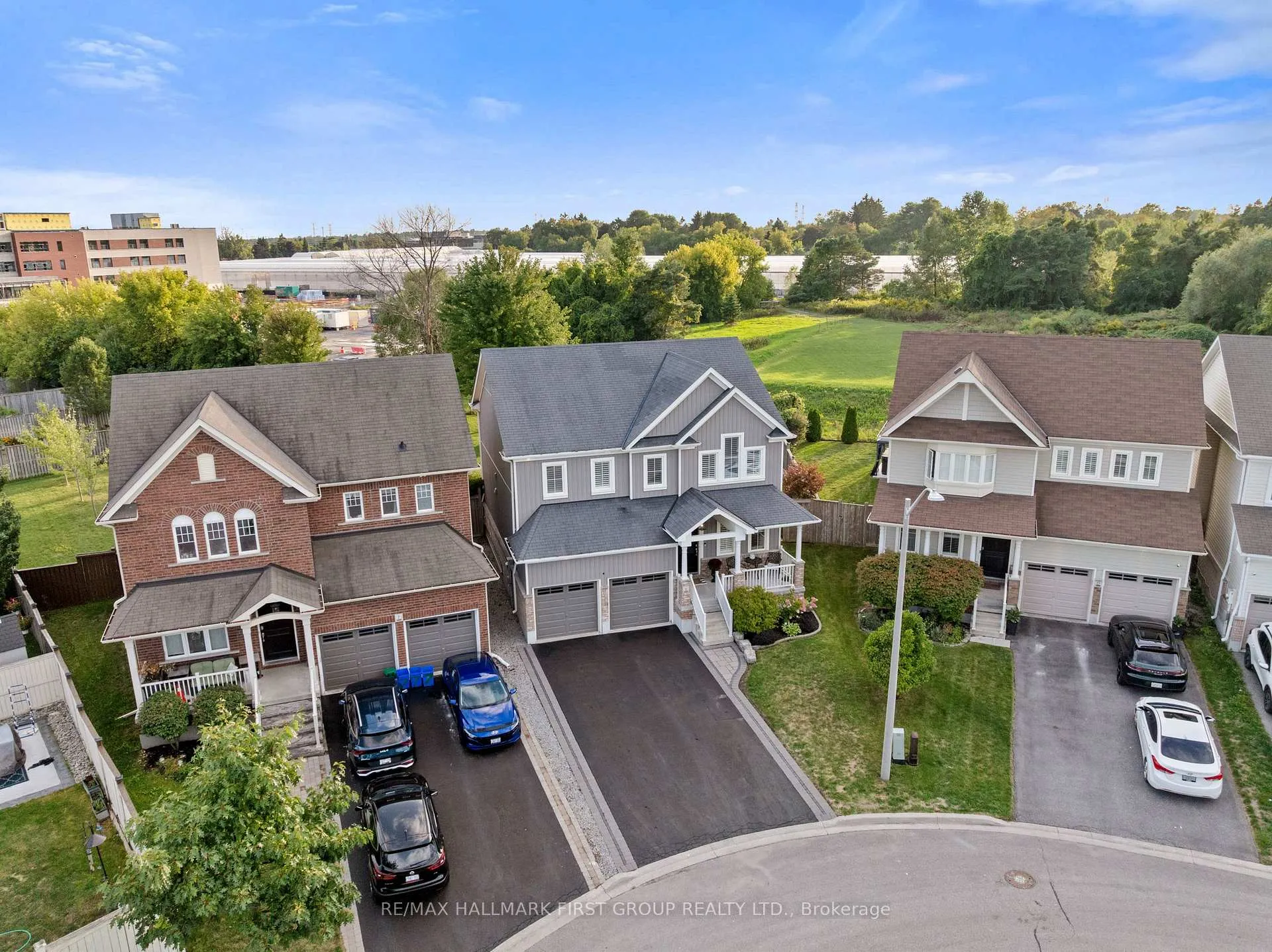 Photo 6 of 11 Murray Tabb Street, Clarington, Bowmanville — HOMEH