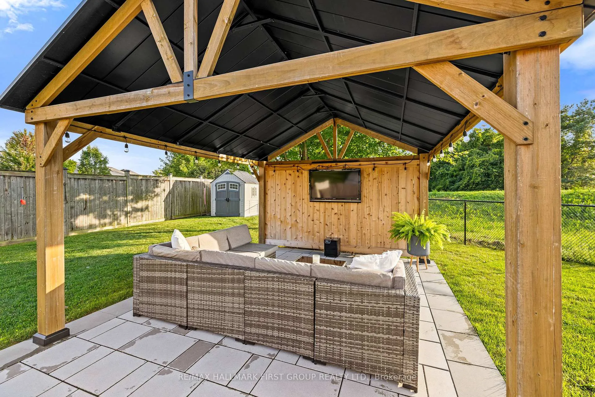 Photo 42 of 11 Murray Tabb Street, Clarington, Bowmanville — HOMEH