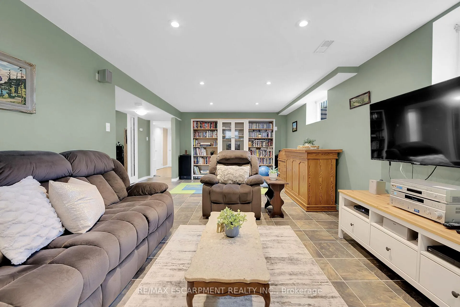 Photo 29 of 3 Short Street, Hamilton, Stoney Creek — HOMEH