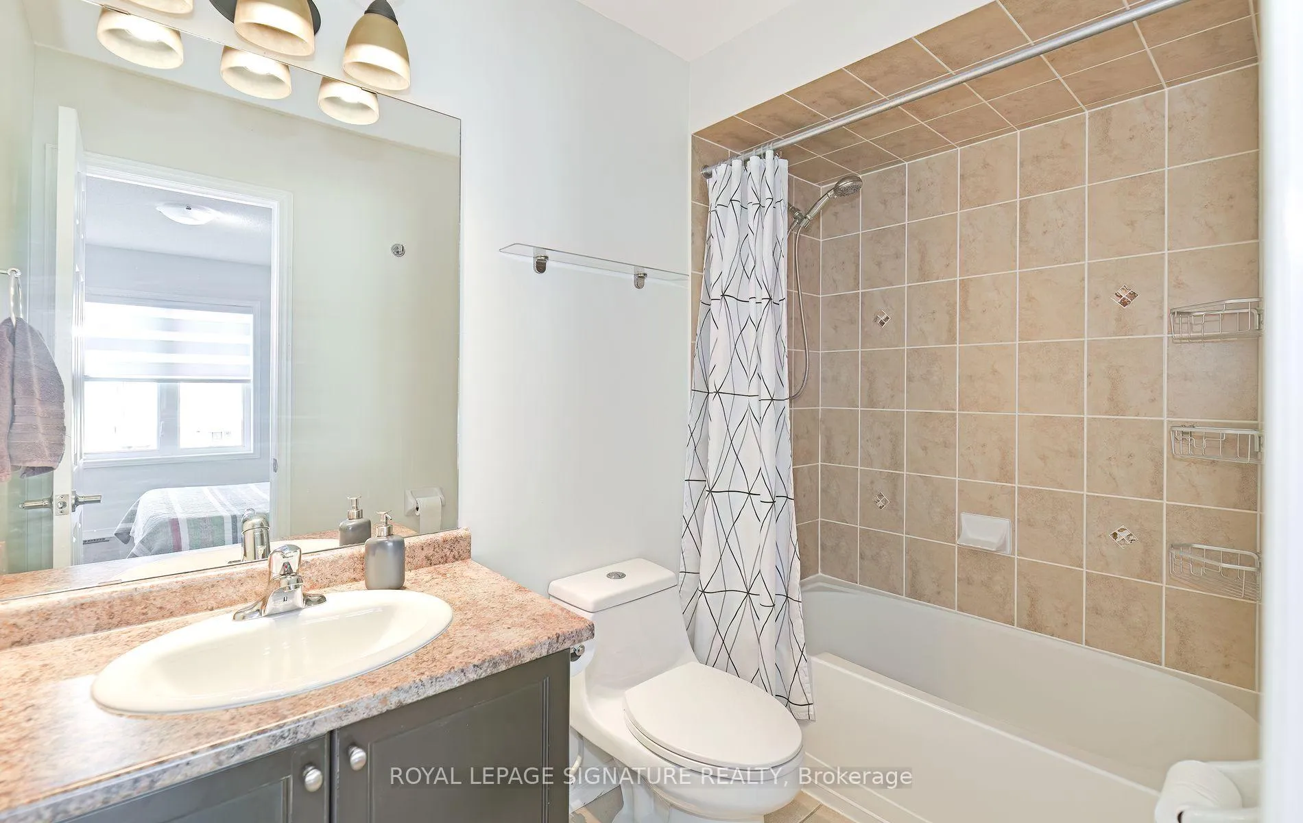 Photo 20 of 116 Harbourside Drive, Whitby, Port Whitby — HOMEH