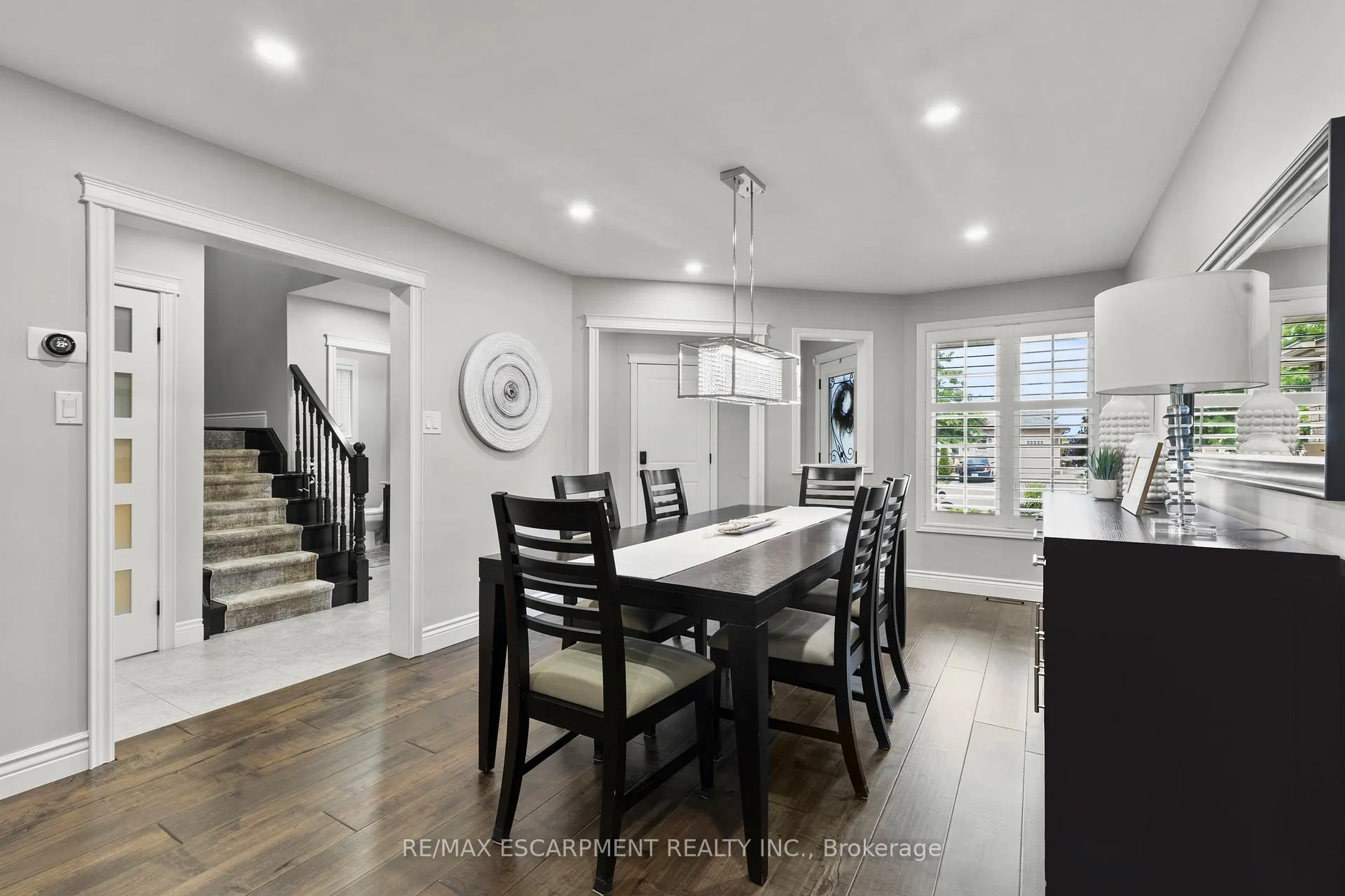 Photo 11 of 37 Darrow Drive, Hamilton, Stoney Creek — HOMEH