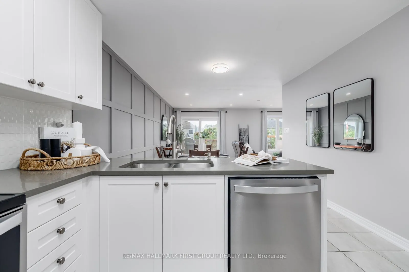 Photo 10 of 27 Louis Way, Scugog, Port Perry — HOMEH