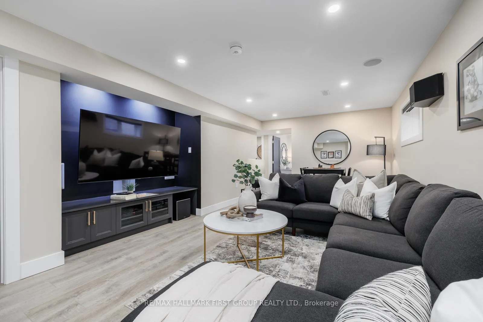 Photo 26 of 27 Louis Way, Scugog, Port Perry — HOMEH
