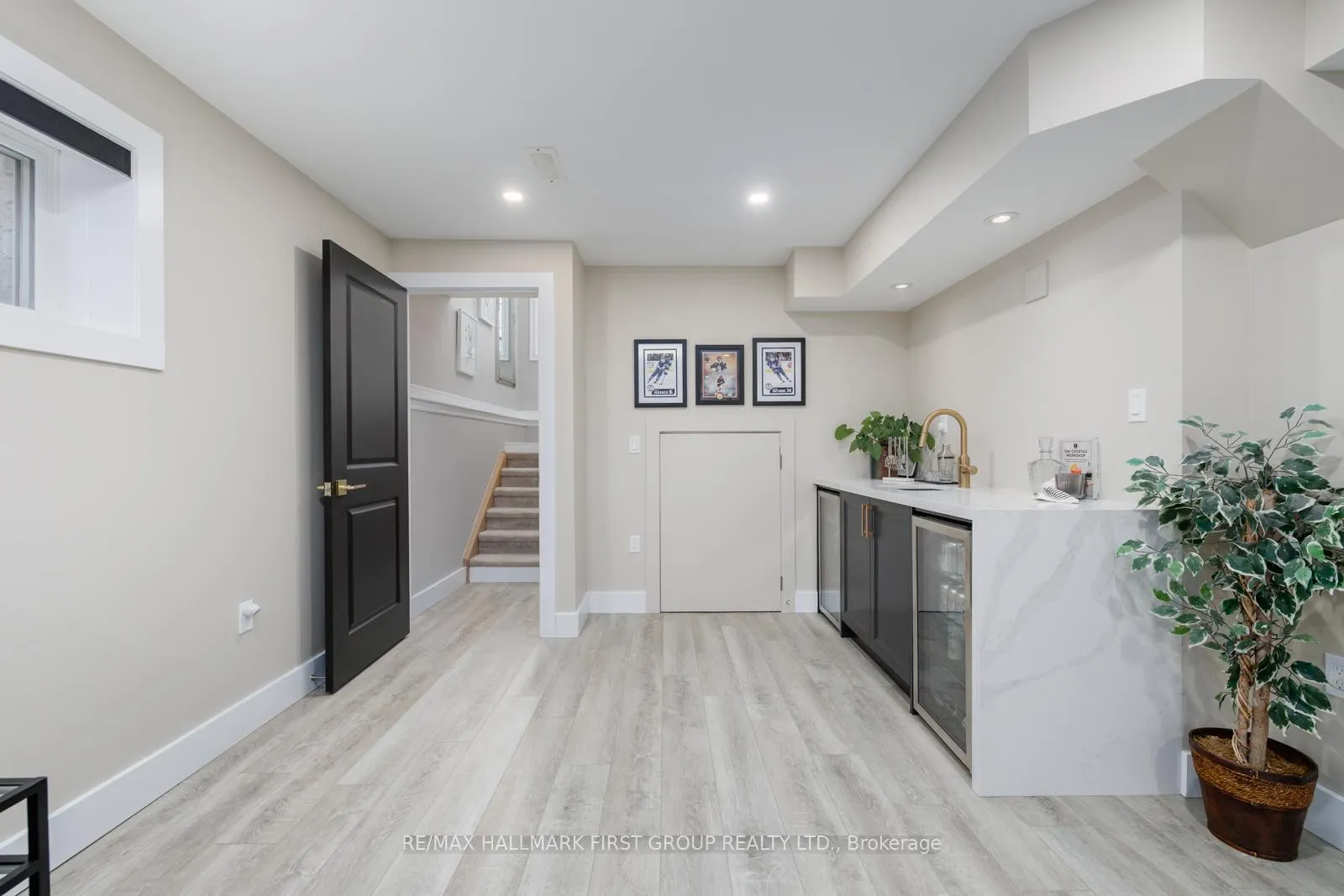 Photo 29 of 27 Louis Way, Scugog, Port Perry — HOMEH