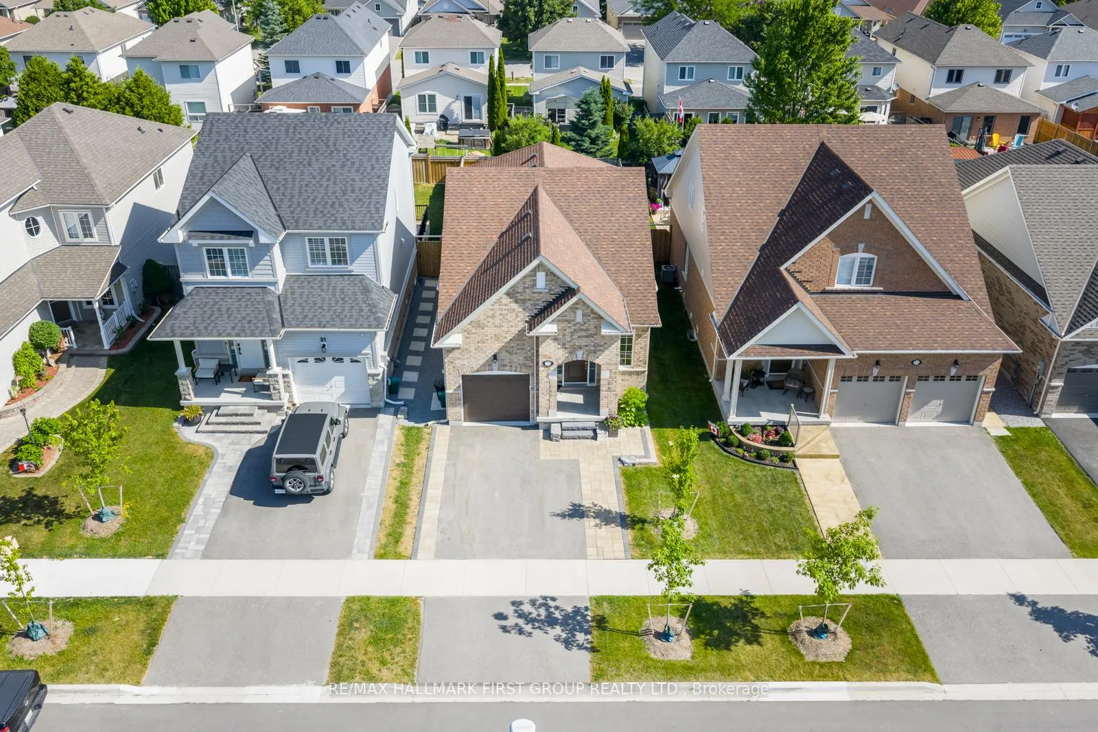 Photo 48 of 27 Louis Way, Scugog, Port Perry — HOMEH