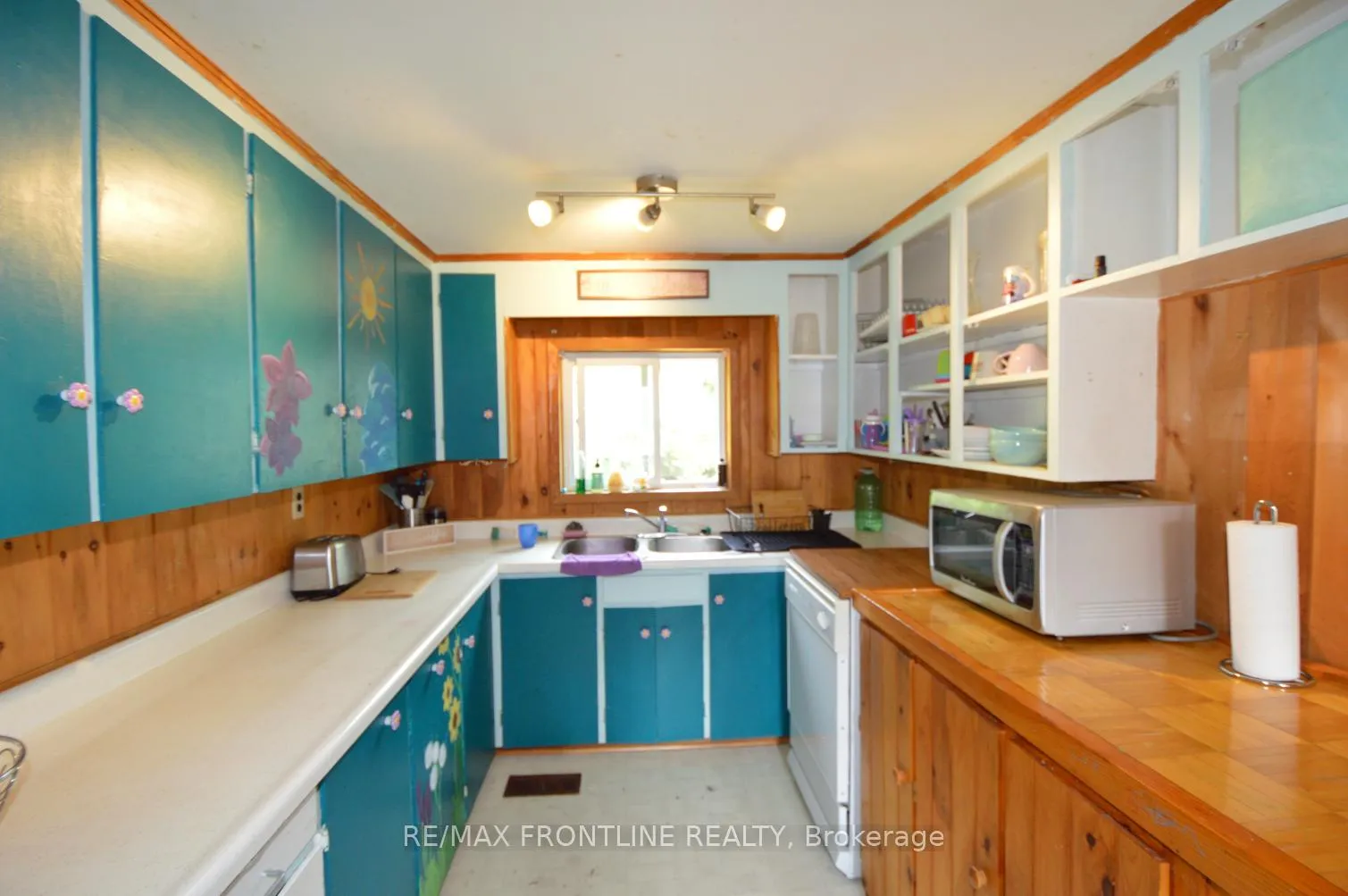 Photo 12 of 1020 St. Pierres Road, Frontenac, Frontenac North — HOMEH