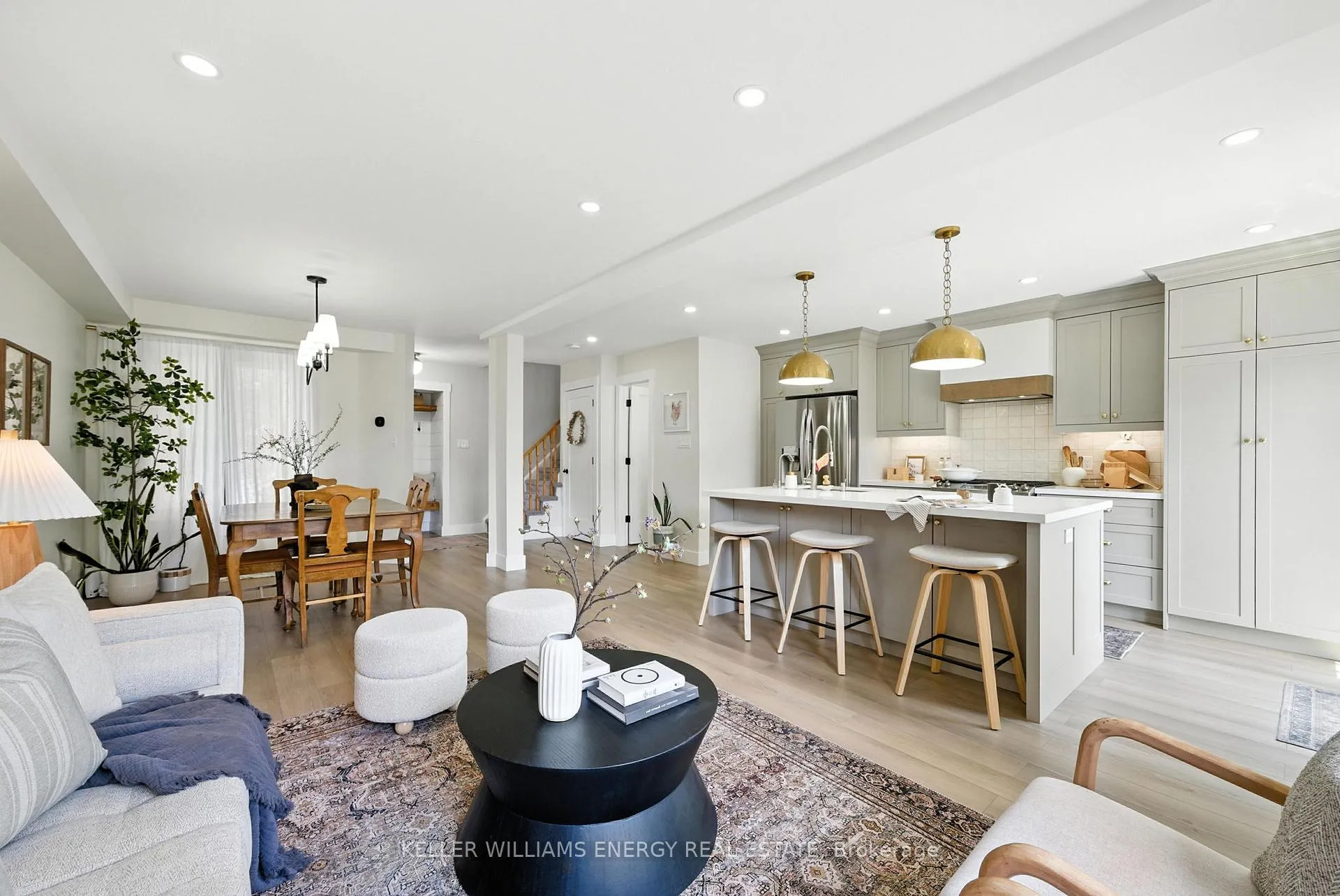 Photo 9 of 9 Glen Ray Court, Clarington, Bowmanville — HOMEH