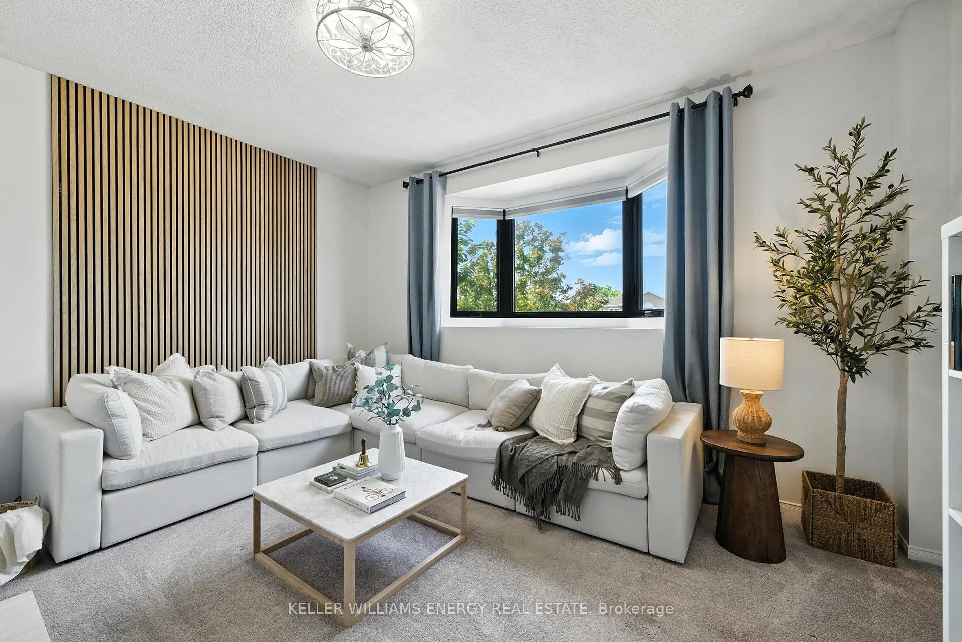 Photo 19 of 9 Glen Ray Court, Clarington, Bowmanville — HOMEH