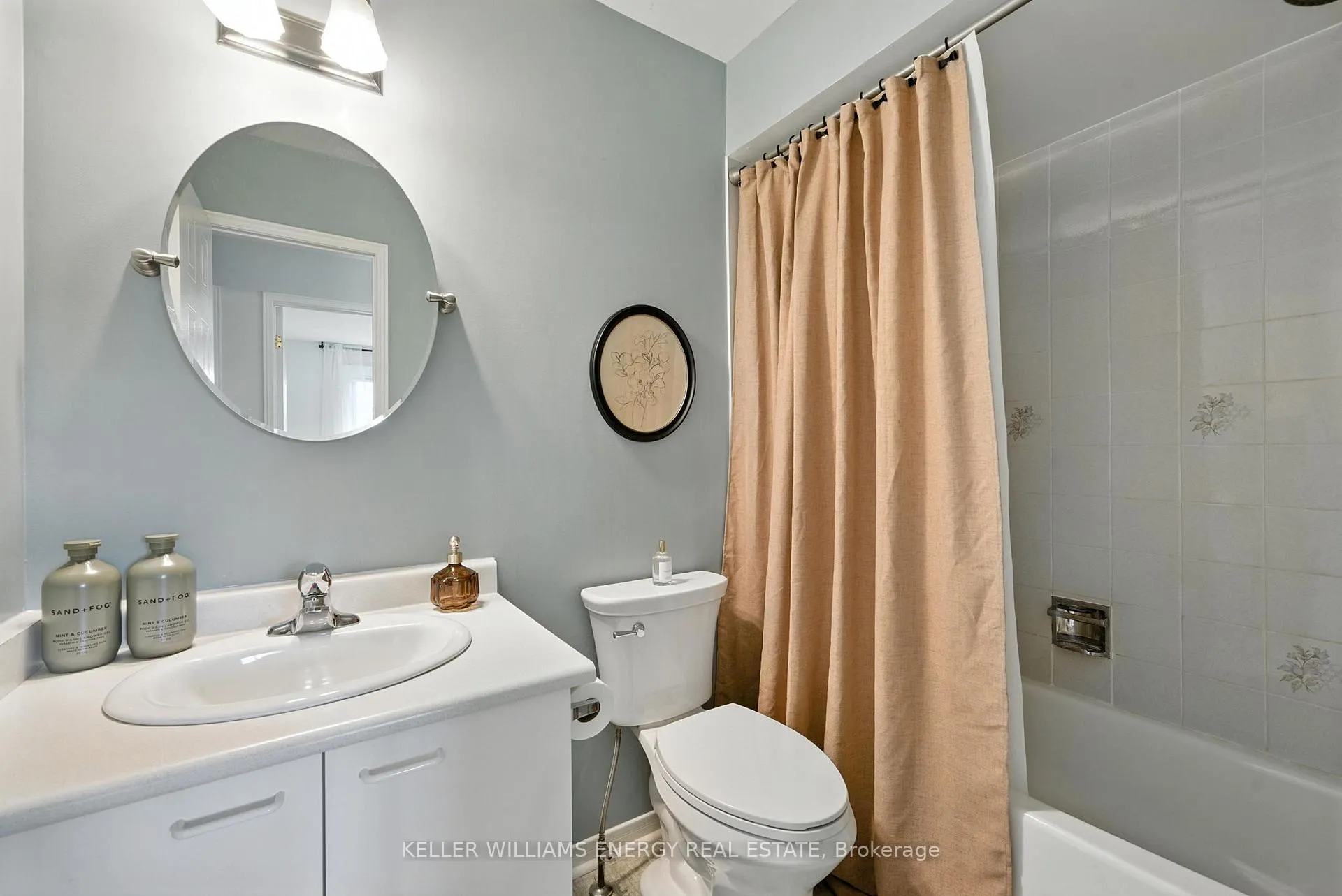 Photo 33 of 9 Glen Ray Court, Clarington, Bowmanville — HOMEH
