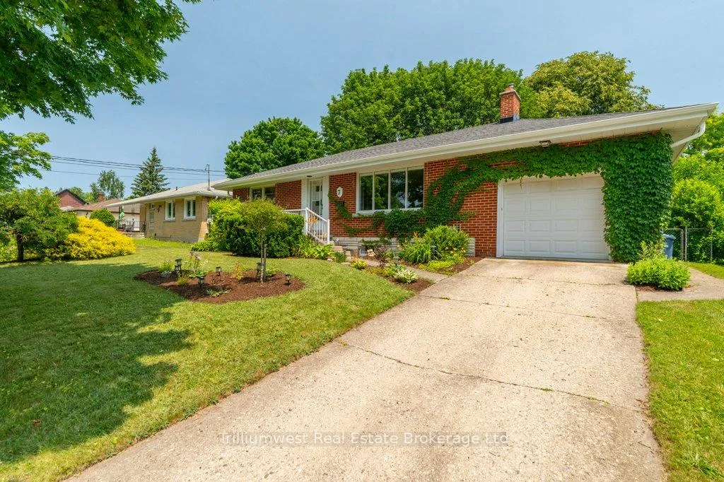 Photo 6 of 7 Hamel Avenue, Guelph, Exhibition Park — HOMEH