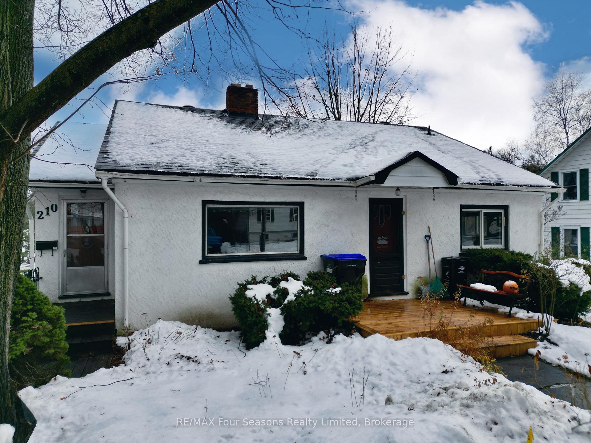 Photo 4 of 210 Saunders Street, Clearview, Stayner — HOMEH