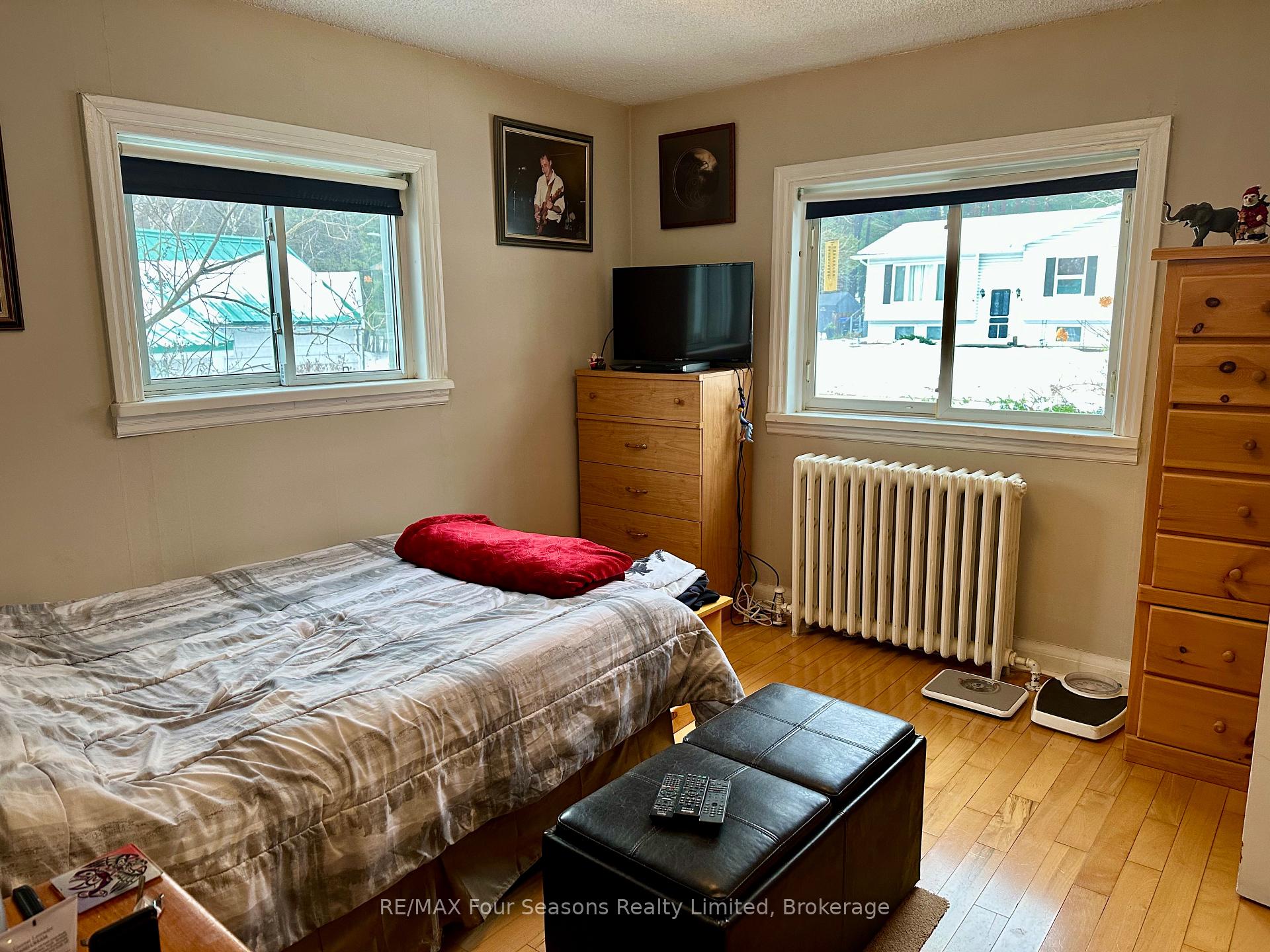 Photo 11 of 210 Saunders Street, Clearview, Stayner — HOMEH