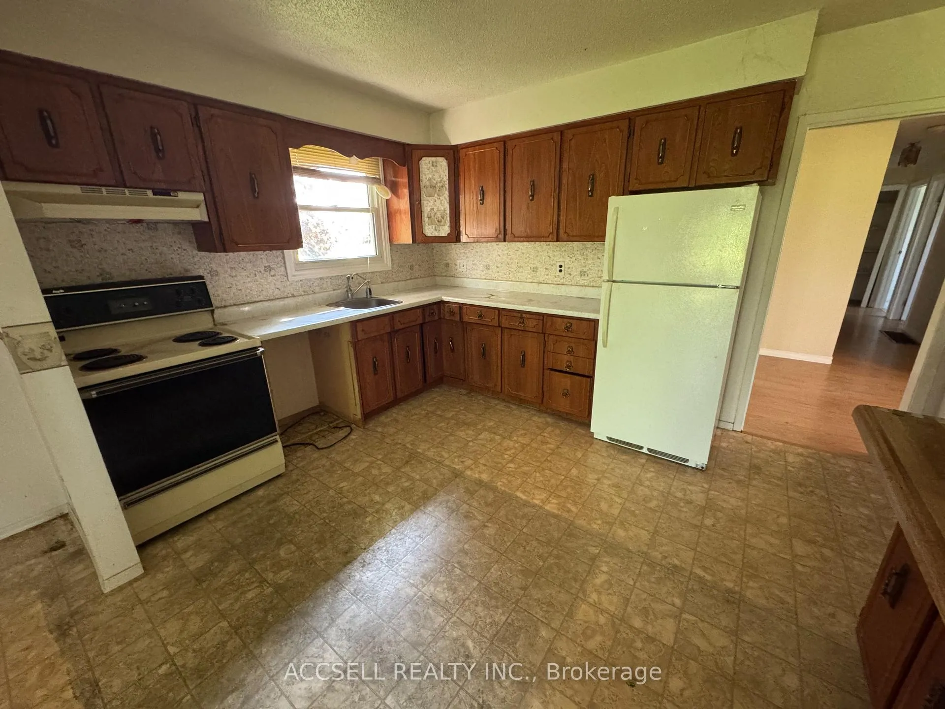 Photo 5 of 794462 East Back Line, Grey Highlands — HOMEH