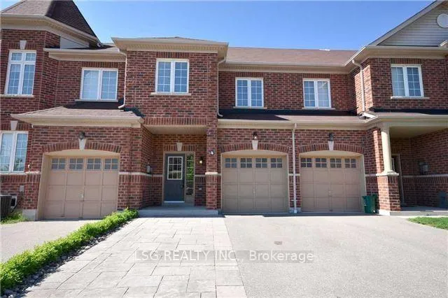 Front of 4 Summerside Avenue