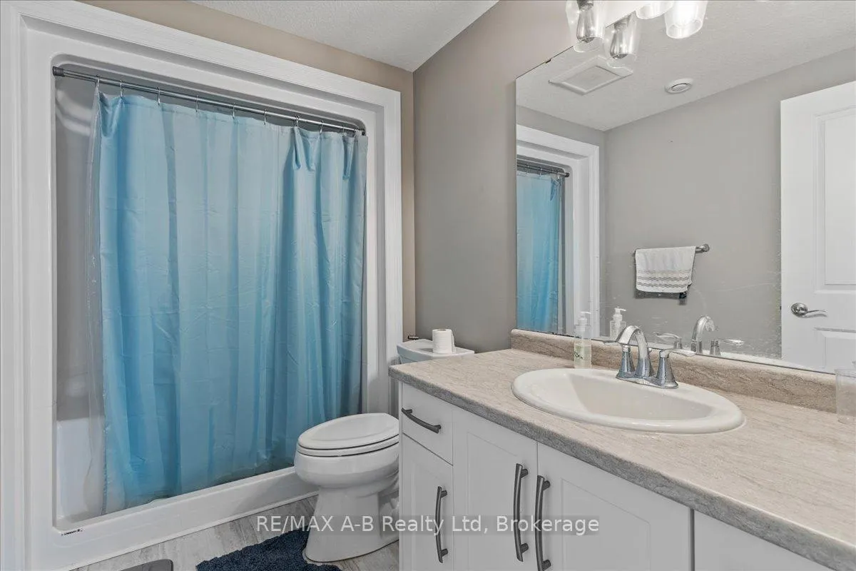 Photo 27 of 154 Ridgewood Crescent E, St. Marys — HOMEH