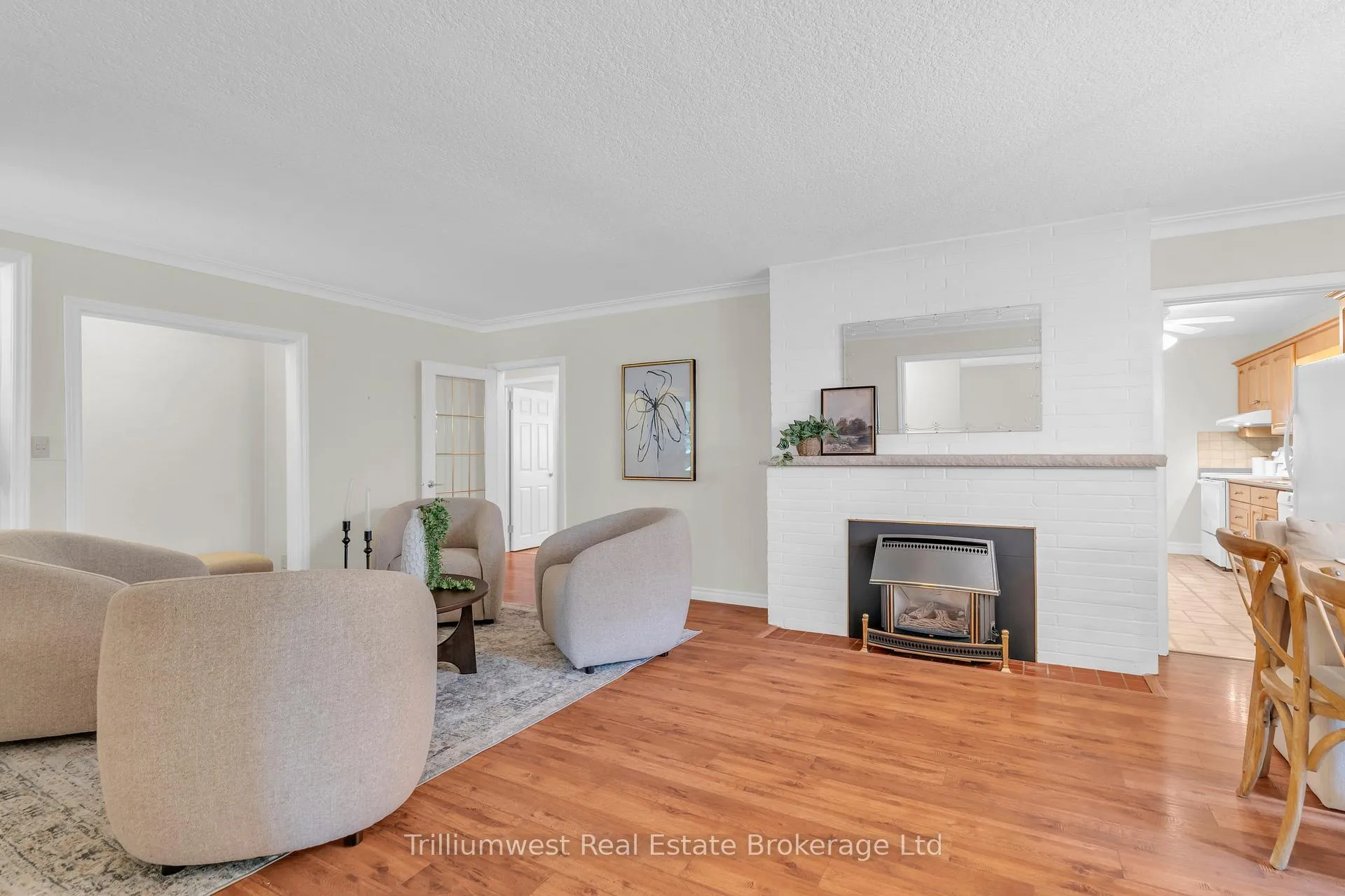 Photo 10 of 32 Elginfield Drive, Guelph, Grange Road — HOMEH