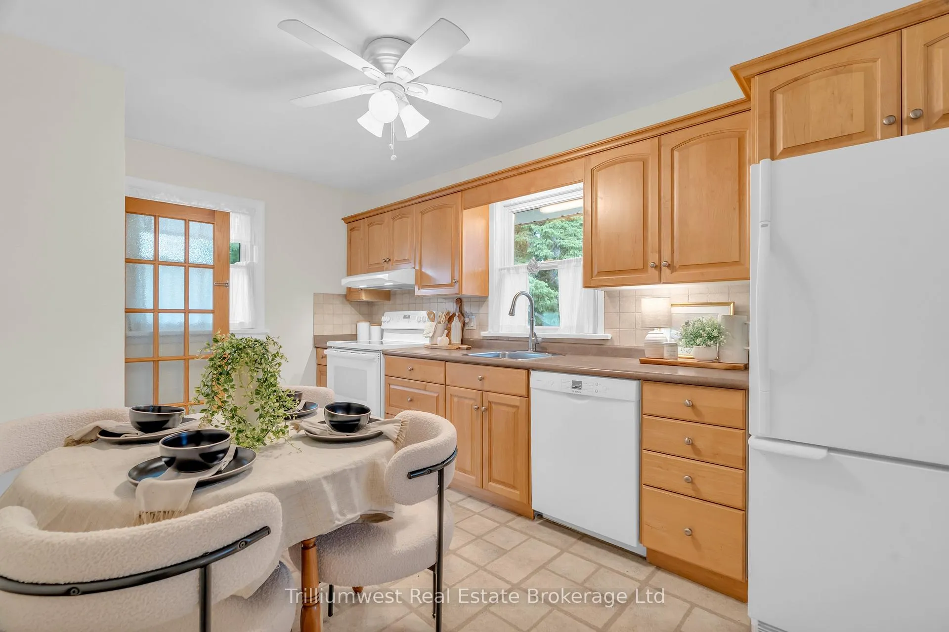 Photo 16 of 32 Elginfield Drive, Guelph, Grange Road — HOMEH