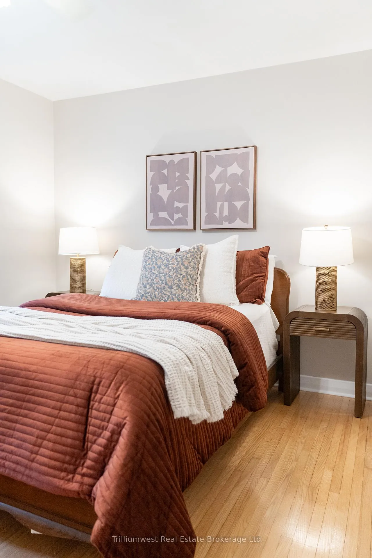 Photo 24 of 32 Elginfield Drive, Guelph, Grange Road — HOMEH