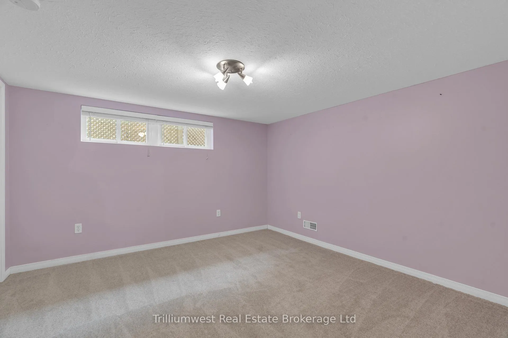 Photo 28 of 32 Elginfield Drive, Guelph, Grange Road — HOMEH