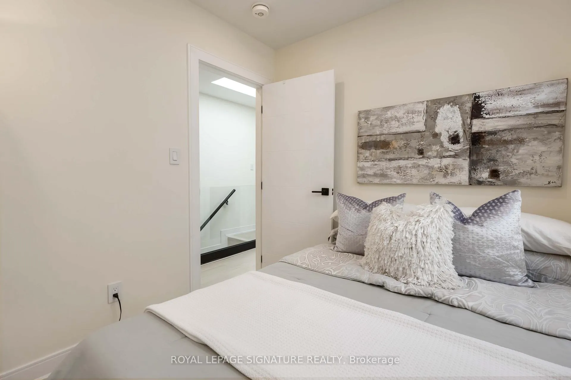 Photo 19 of 56 Drayton Avenue, Toronto, Woodbine Corridor — HOMEH