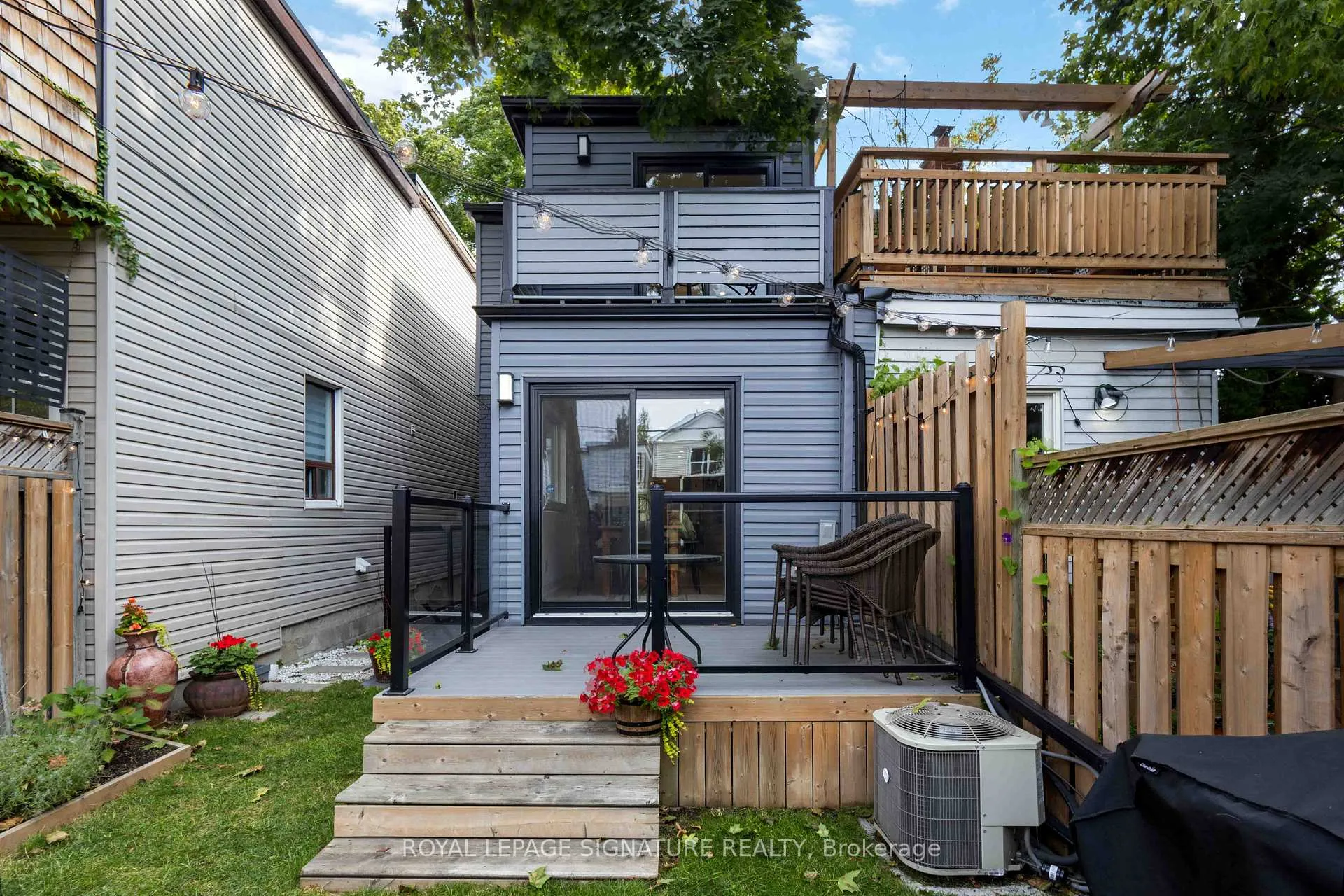 Photo 35 of 56 Drayton Avenue, Toronto, Woodbine Corridor — HOMEH