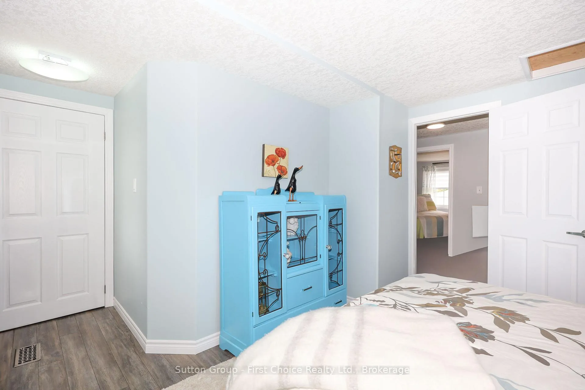 Photo 17 of 123 Forman Avenue, Stratford — HOMEH