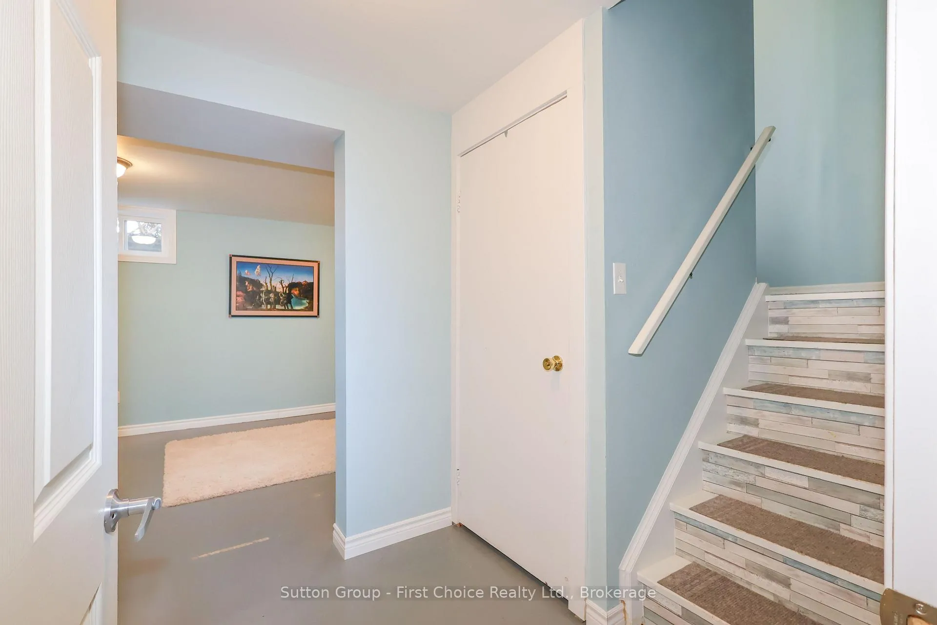 Photo 23 of 123 Forman Avenue, Stratford — HOMEH