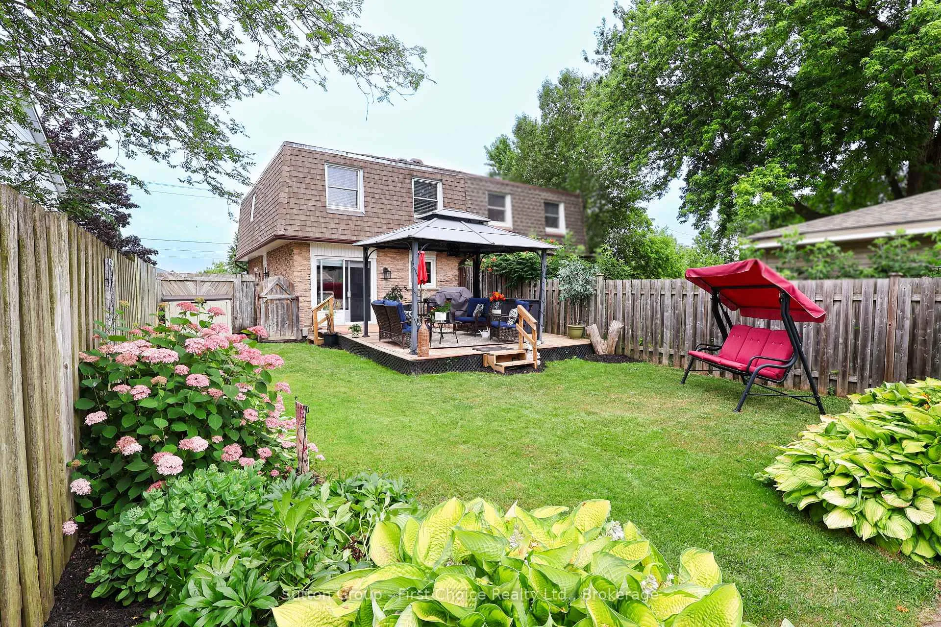 Photo 30 of 123 Forman Avenue, Stratford — HOMEH