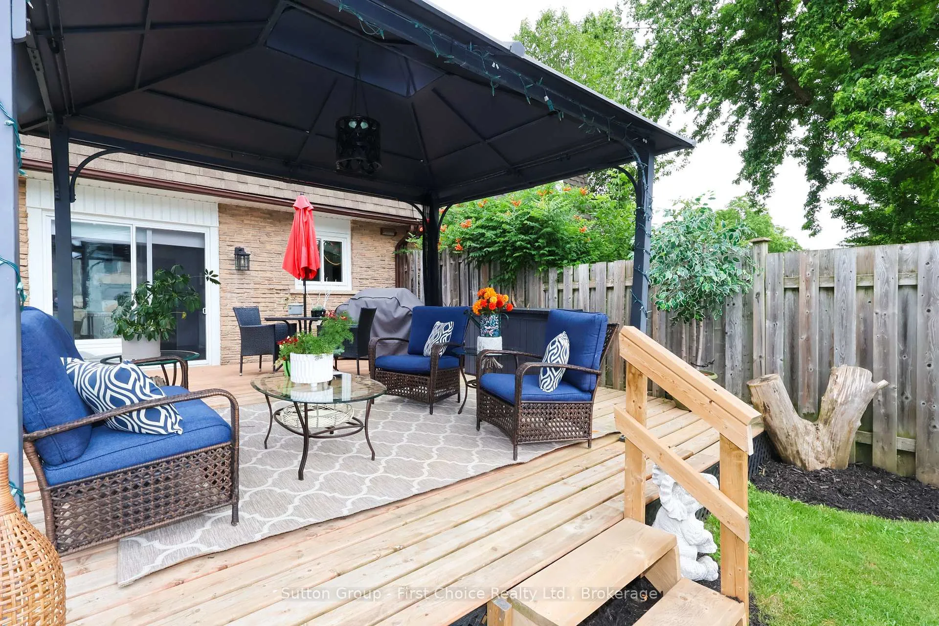 Photo 32 of 123 Forman Avenue, Stratford — HOMEH