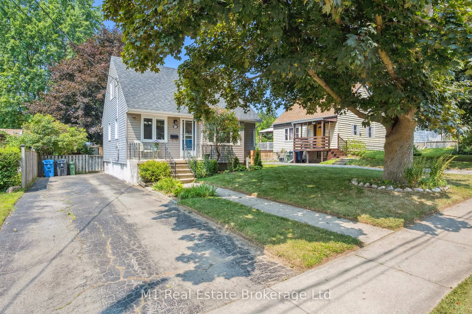 Photo 3 of 15 Gowdy Avenue, Guelph, Junction/Onward Willow — HOMEH