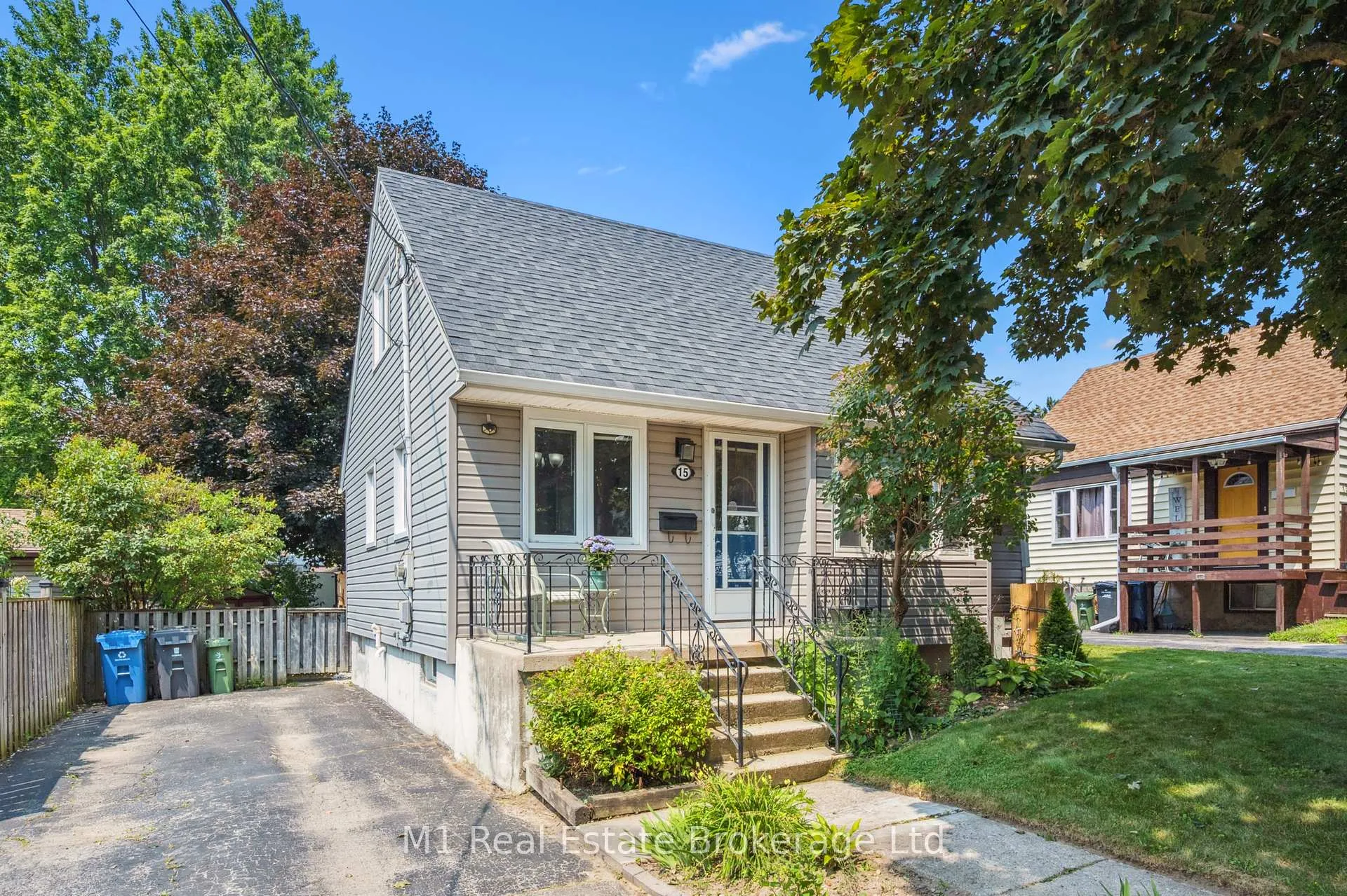 Photo 4 of 15 Gowdy Avenue, Guelph, Junction/Onward Willow — HOMEH